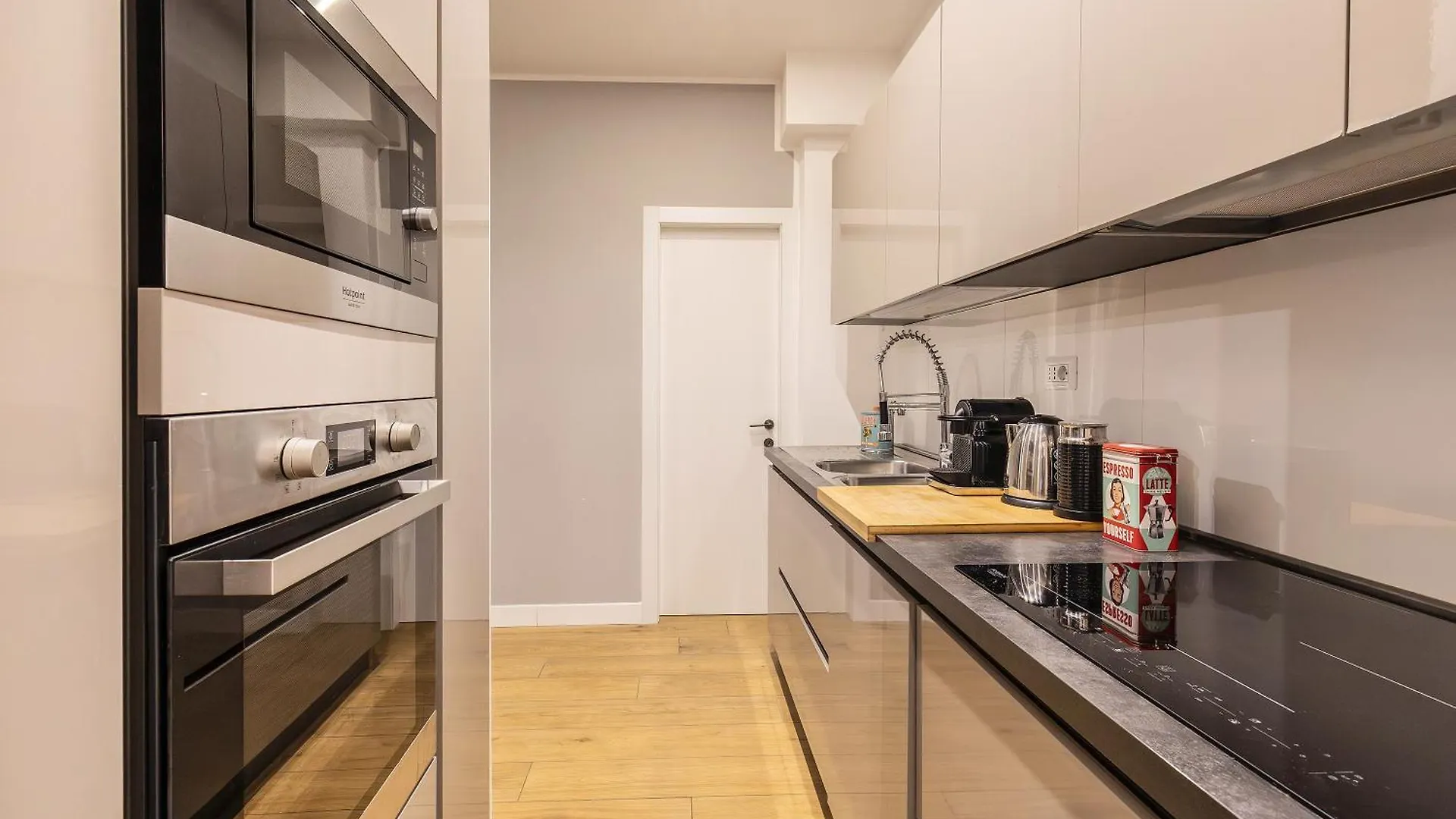 Titina Suites Apartment Rome Italy