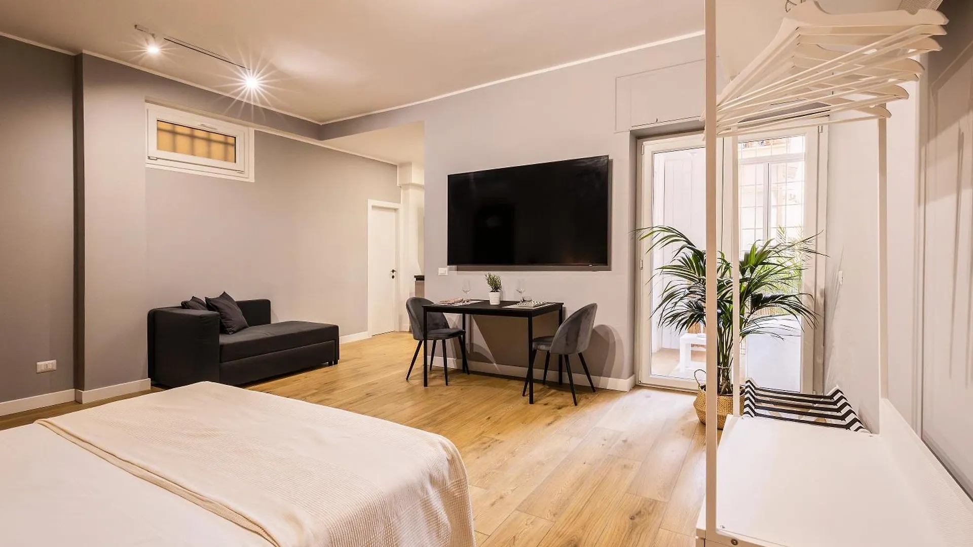 Bed & Breakfast Titina Suites Apartment Rome Italy