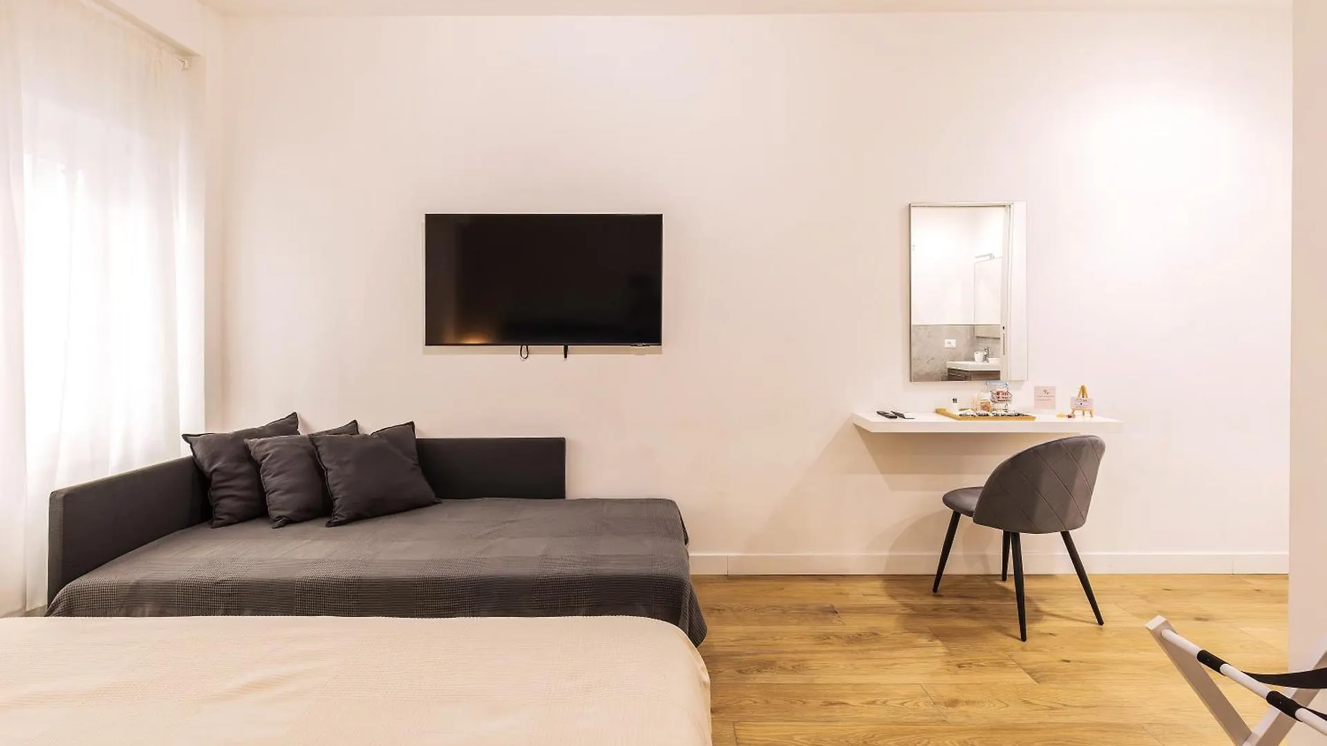 Titina Suites Apartment Rome Italy