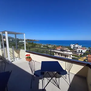 Holidays Bed & Breakfast Cefalu